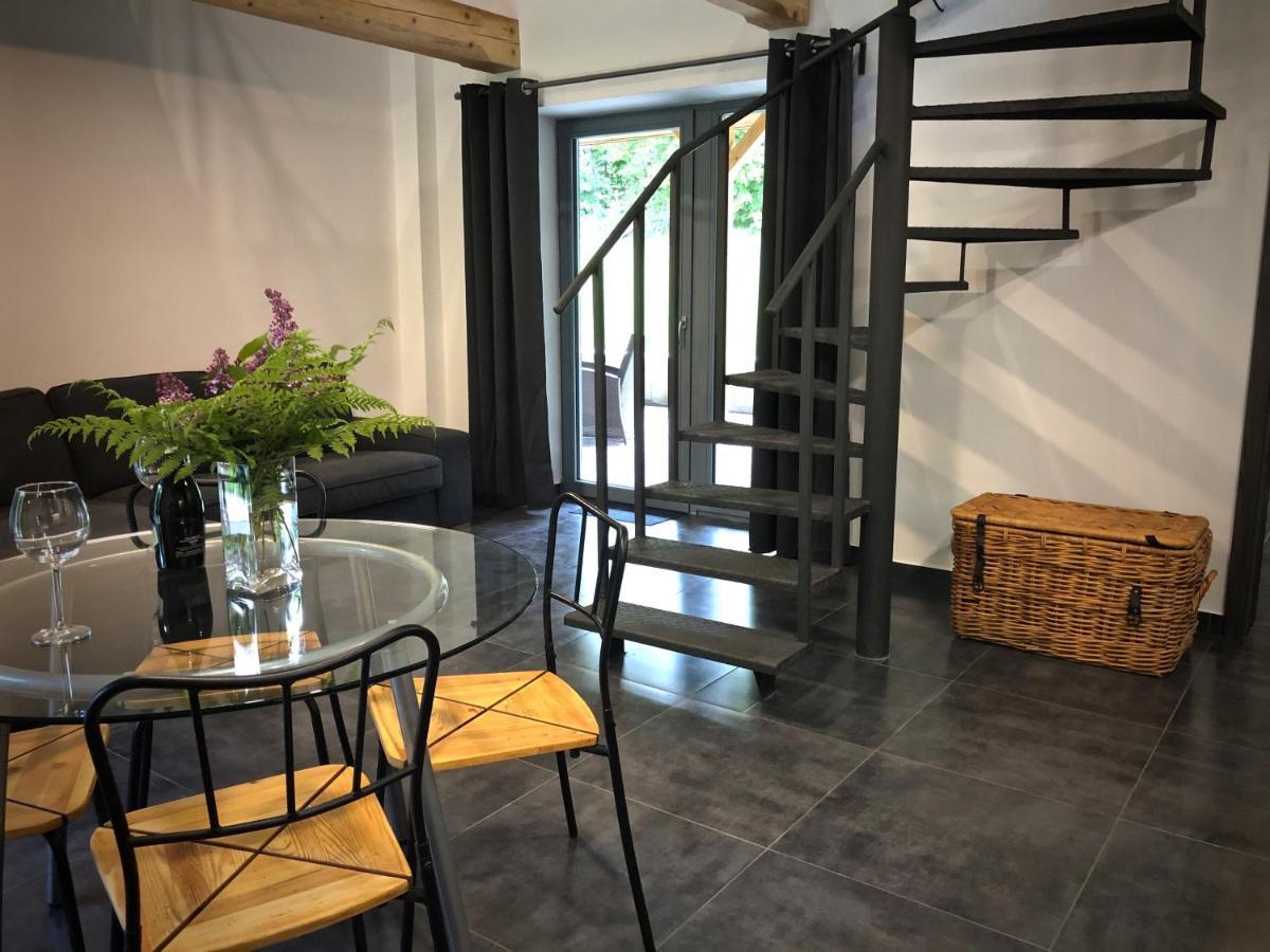 Mezonetovy Apartman S Terasou Na Samote V Lese Vlkava Zewnętrze zdjęcie