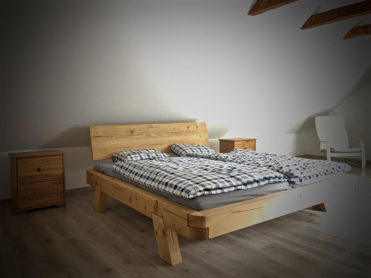 Mezonetovy Apartman S Terasou Na Samote V Lese Vlkava Zewnętrze zdjęcie