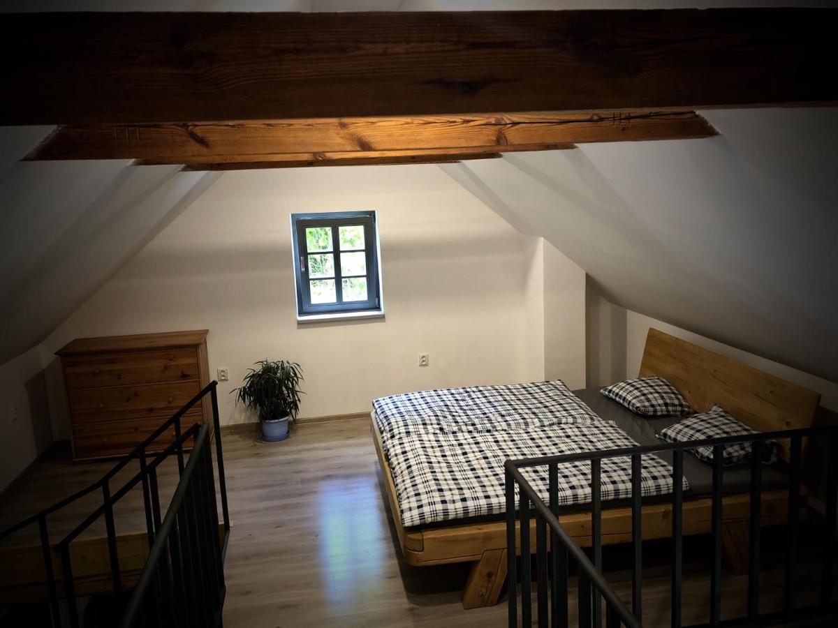 Mezonetovy Apartman S Terasou Na Samote V Lese Vlkava Zewnętrze zdjęcie